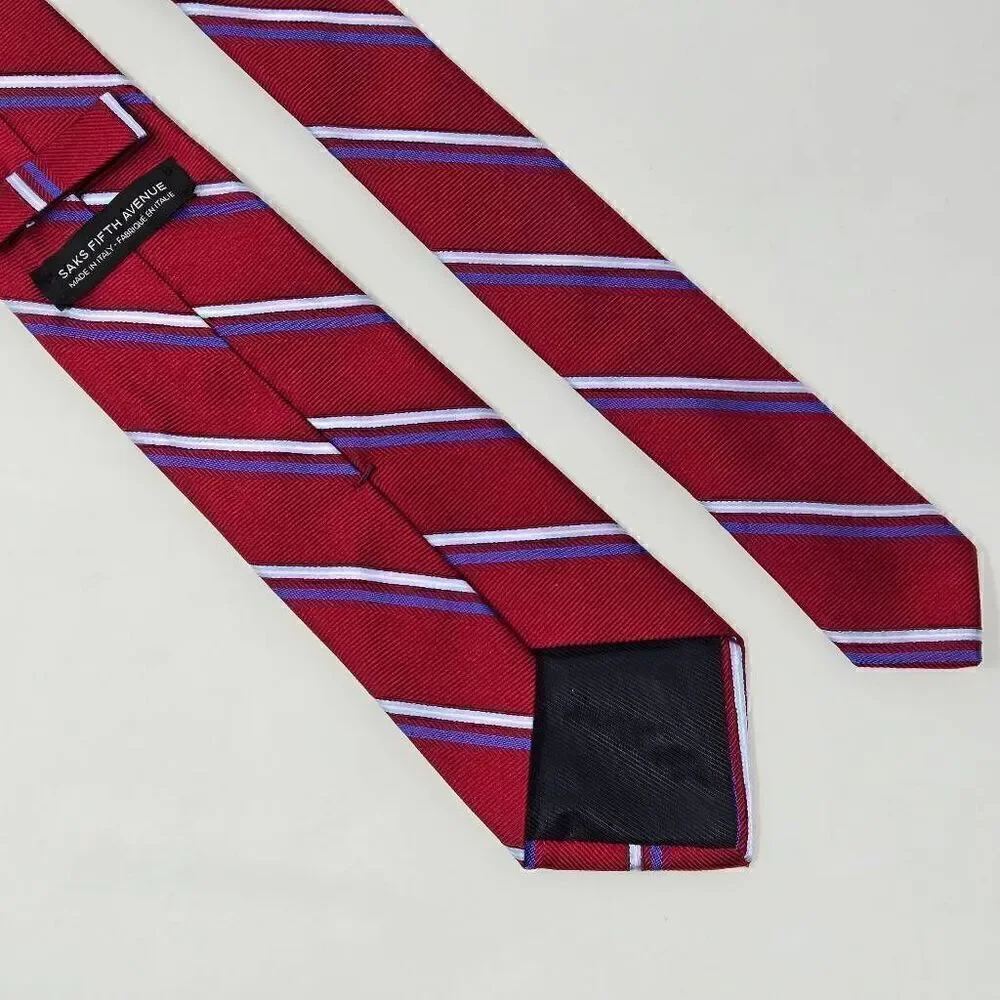 SAKS FIFTH AVENUE SILK TIE RED BLUE WHITE SATIN STRIPE TEXTURED 3.25